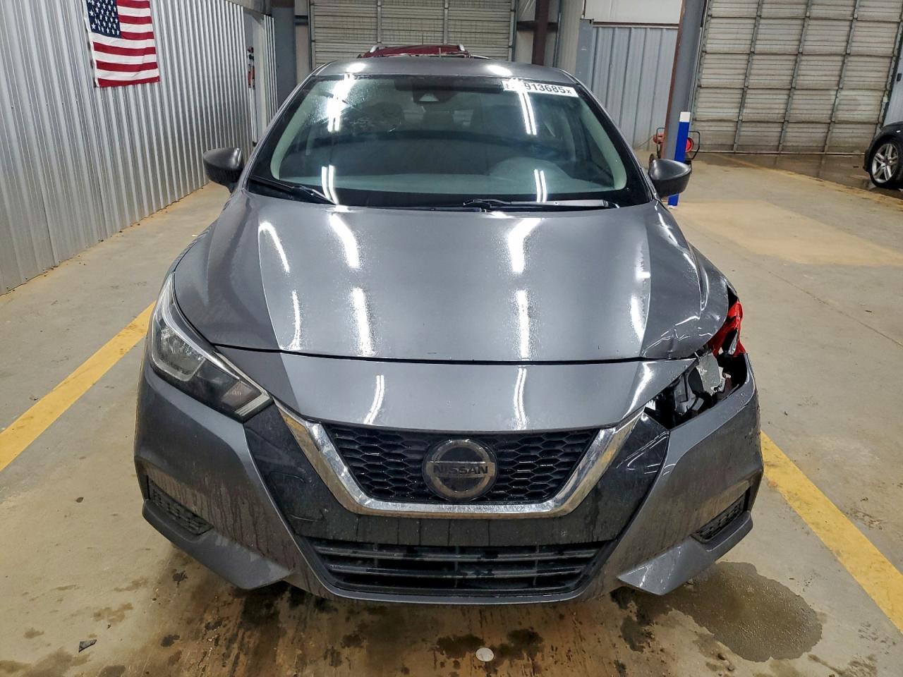 2020 NISSAN VERSA
