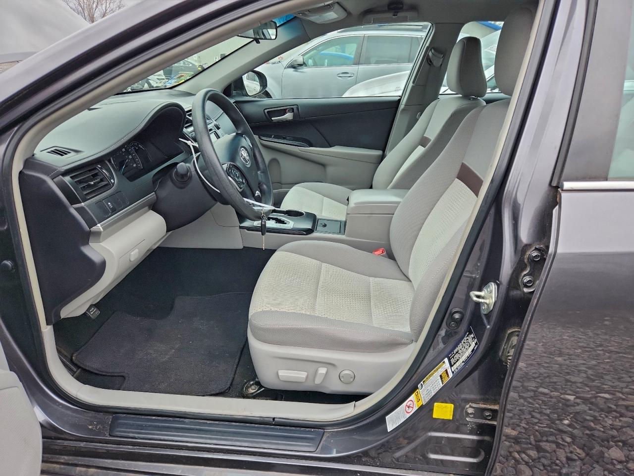 2014 TOYOTA CAMRY