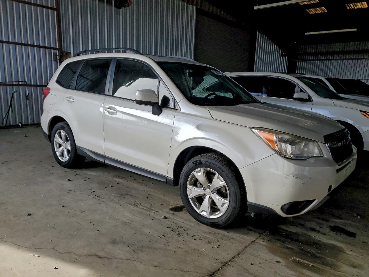 2015 SUBARU FORESTER