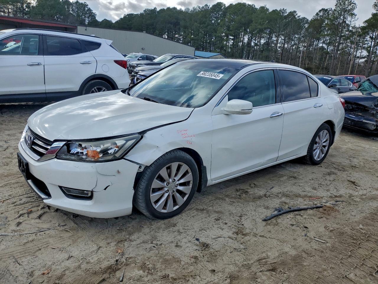 2013 HONDA ACCORD
