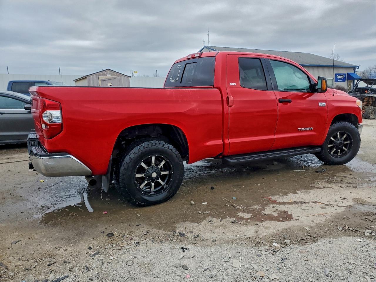 2016 TOYOTA TUNDRA
