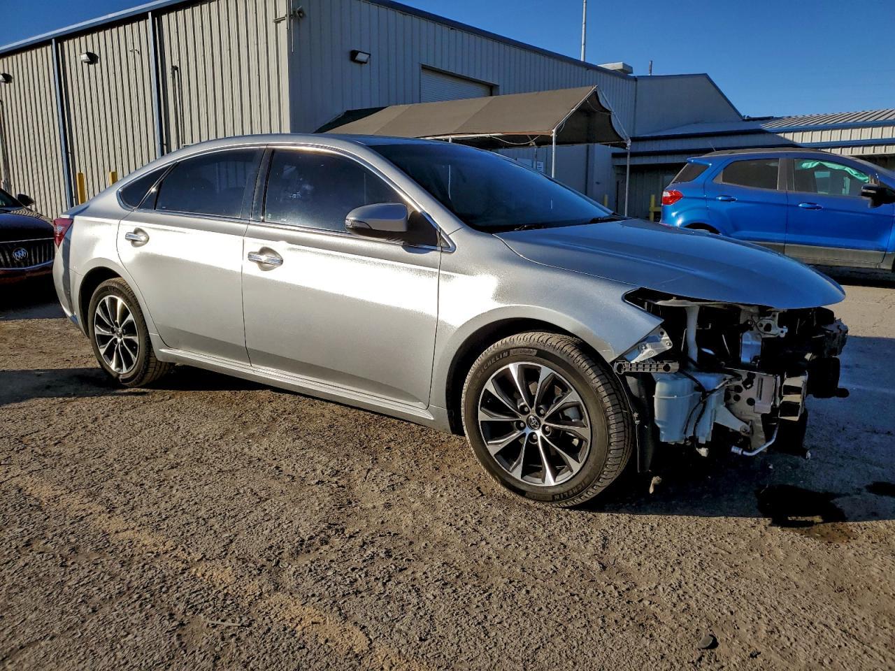 2016 TOYOTA Avalon