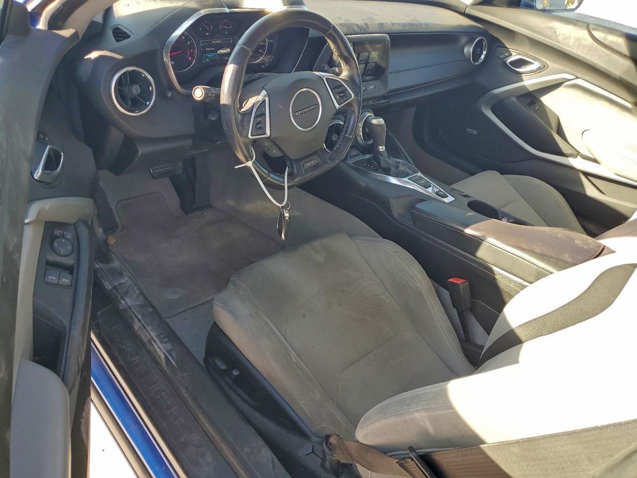 2017 CHEVROLET Camaro