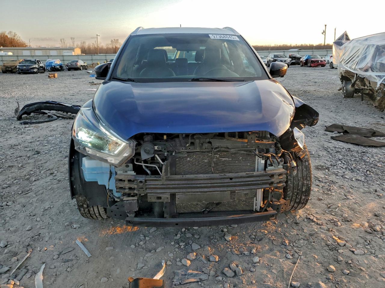 2018 NISSAN KICKS