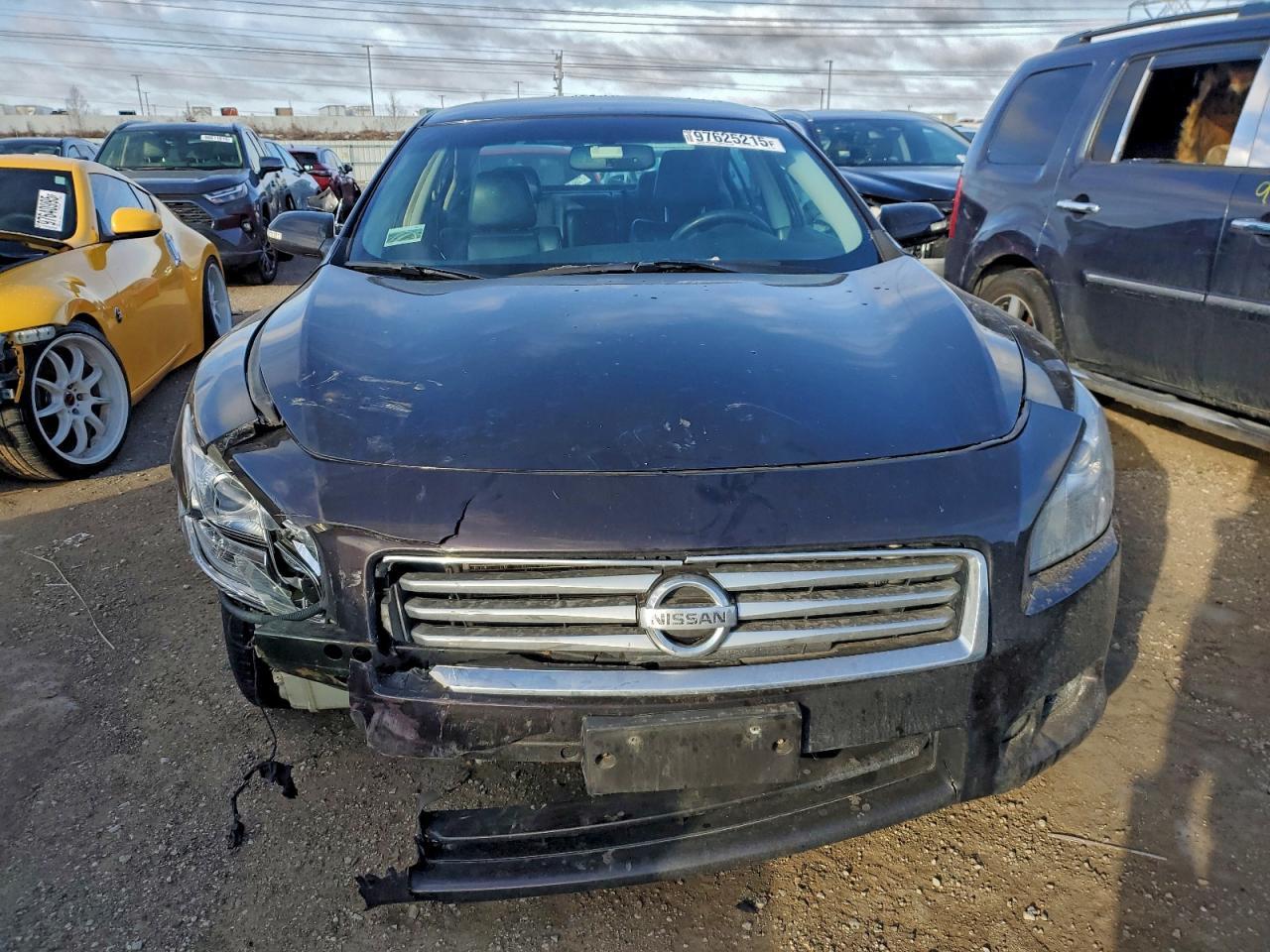 2013 NISSAN Maxima