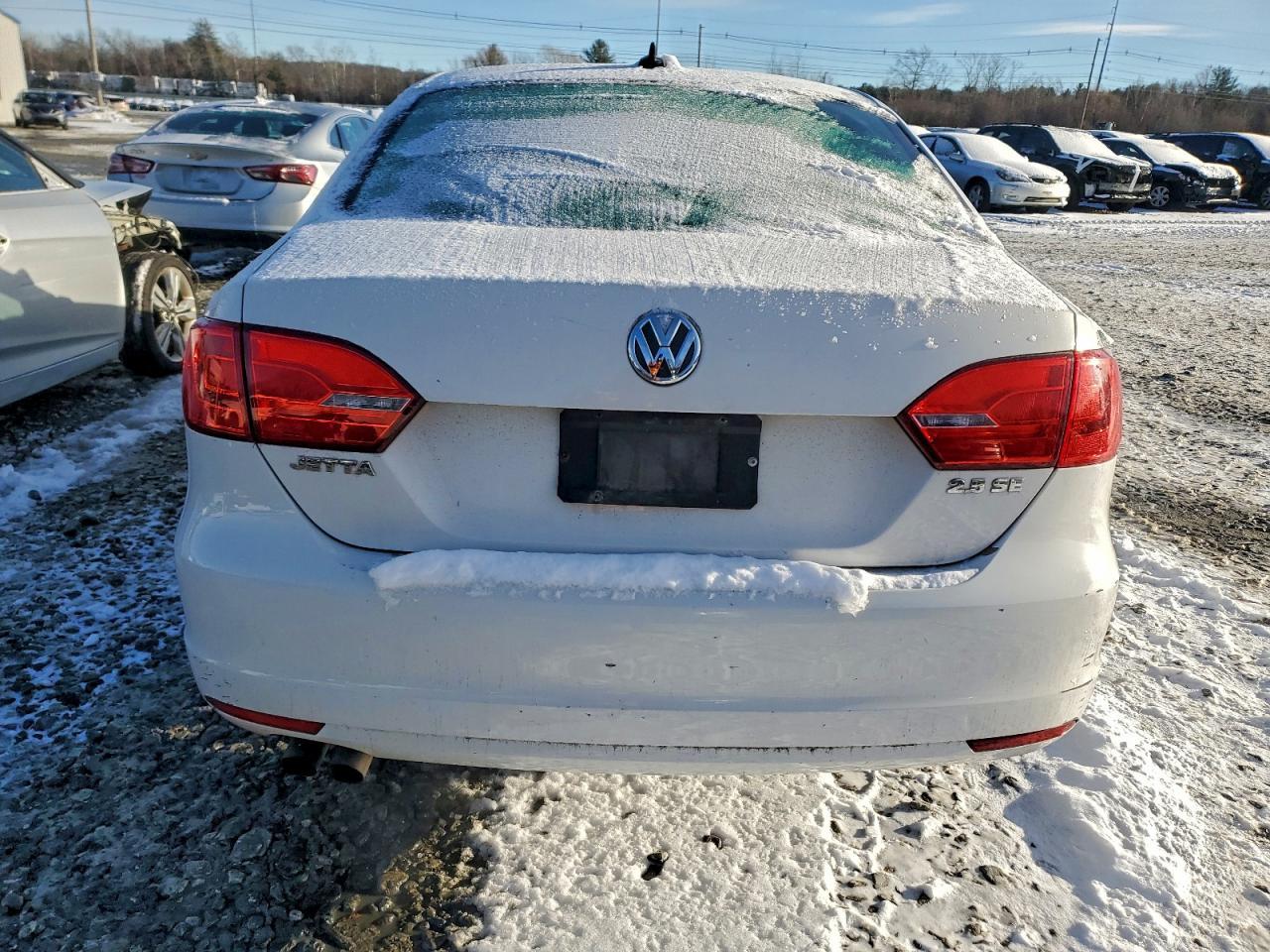 2011 VOLKSWAGEN JETTA