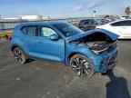 2025 VOLVO XC40