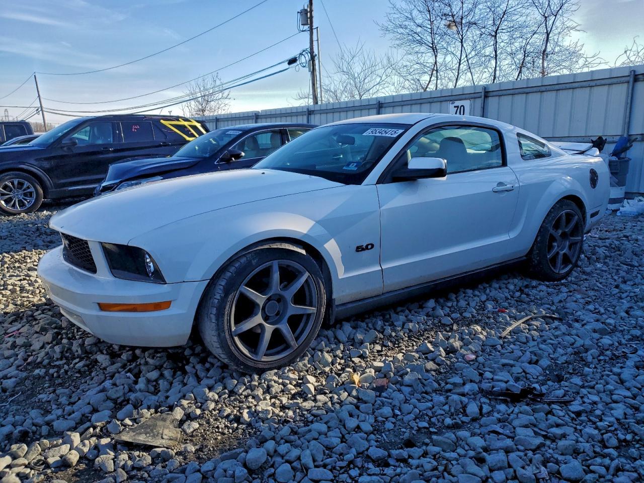 2005 FORD MUSTANG