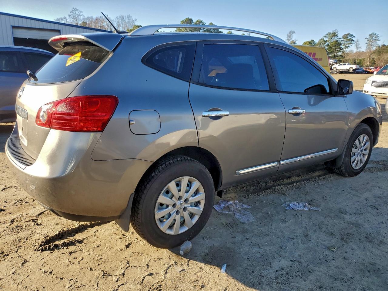 2015 NISSAN ROGUE