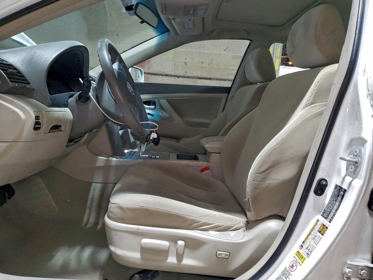 2009 TOYOTA CAMRY