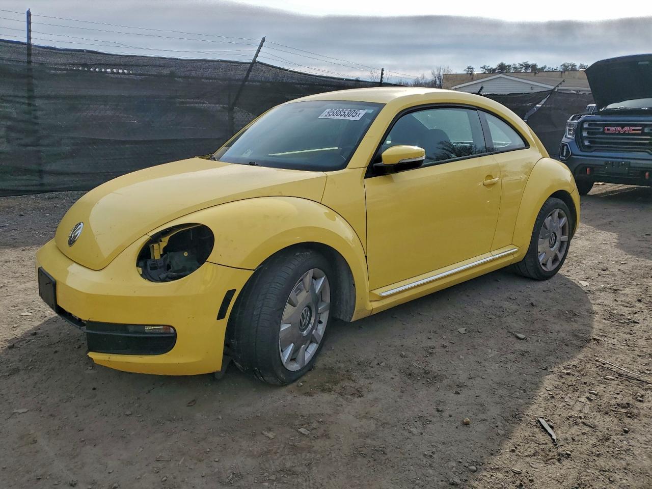 2012 VOLKSWAGEN Beetle