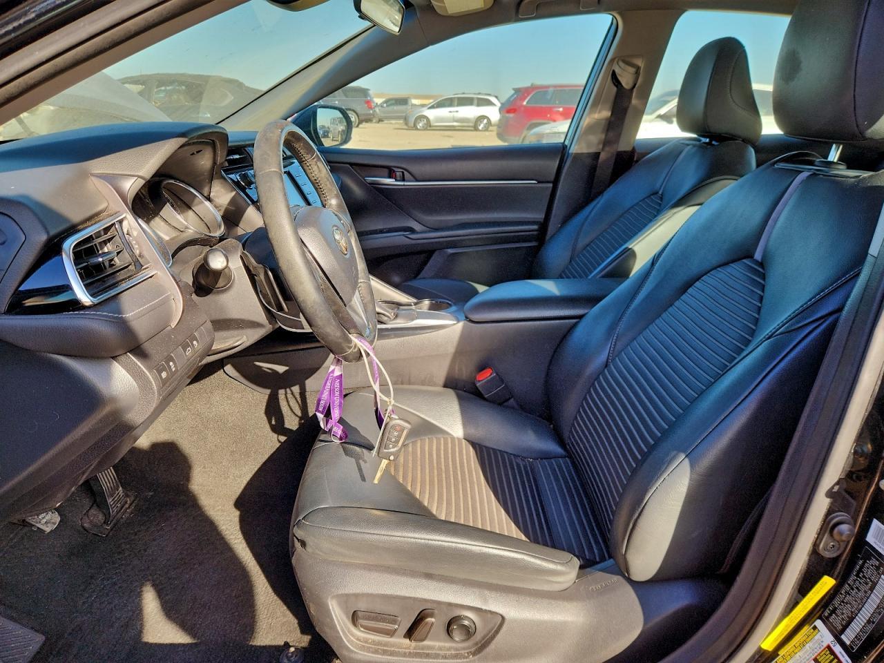 2018 TOYOTA CAMRY