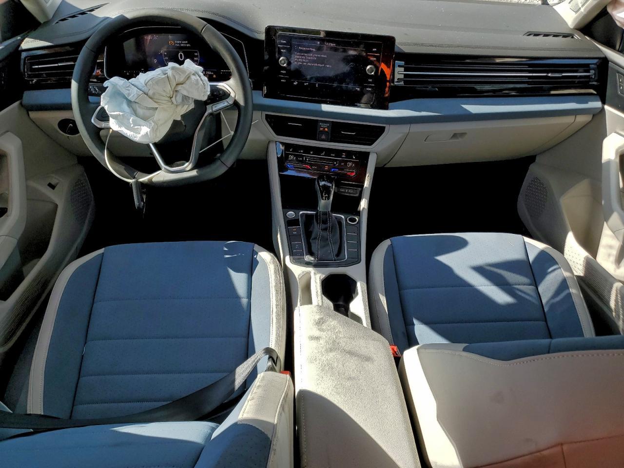 2025 VOLKSWAGEN JETTA