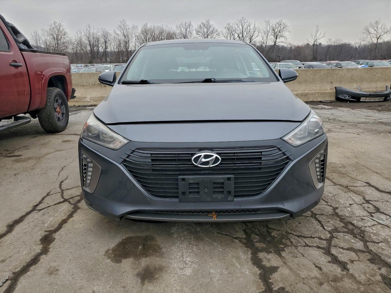 2017 HYUNDAI Ioniq