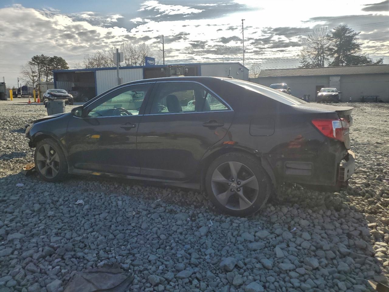 2012 TOYOTA CAMRY