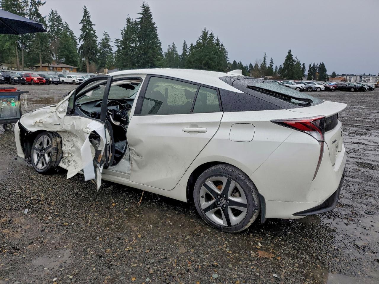 2018 TOYOTA PRIUS