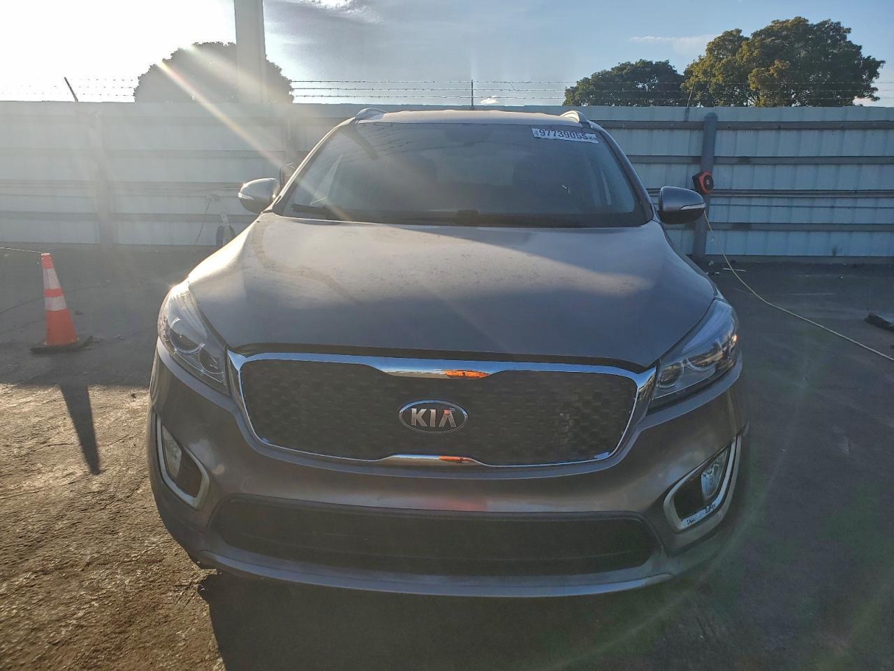 2017 KIA SORENTO