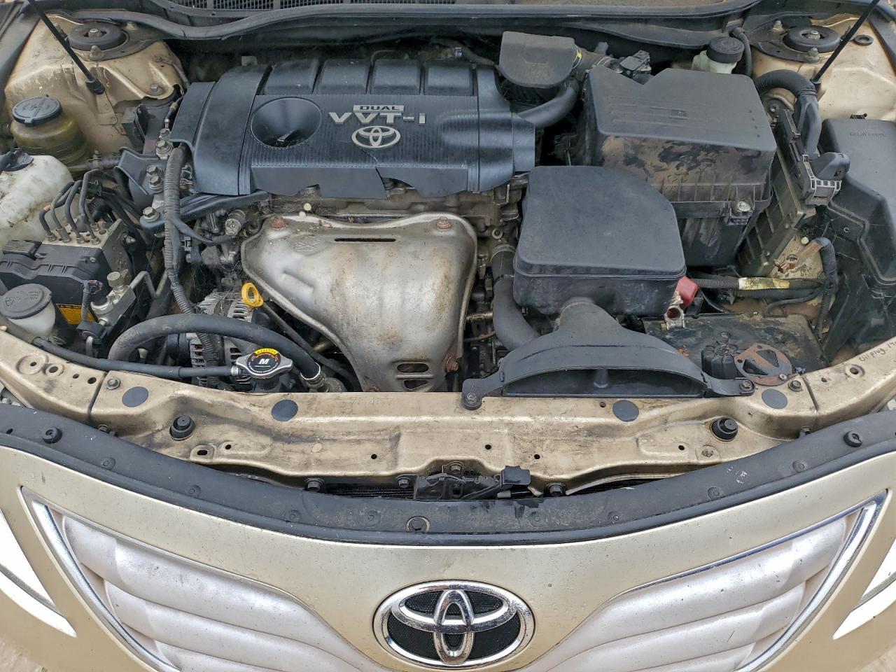 2010 TOYOTA CAMRY