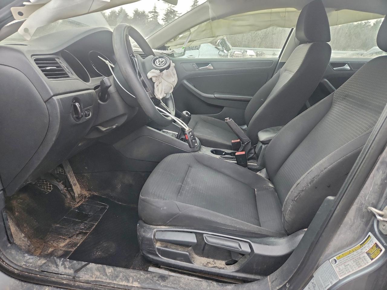 2015 VOLKSWAGEN JETTA