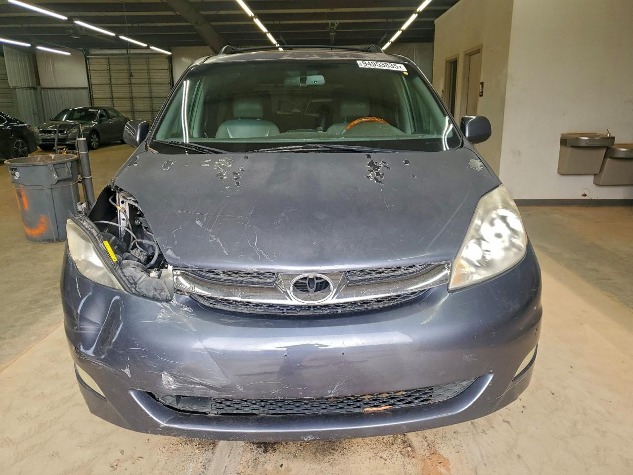 2008 TOYOTA SIENNA