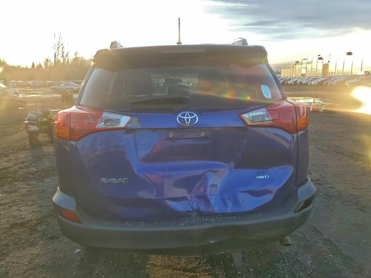 2015 TOYOTA RAV4