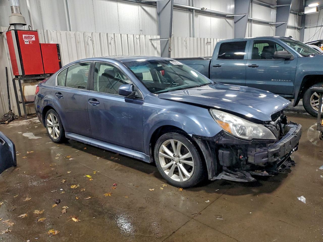 2013 SUBARU Legacy