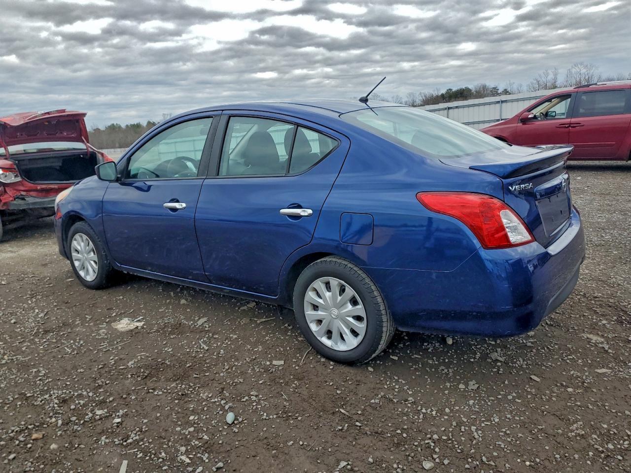 2019 NISSAN VERSA
