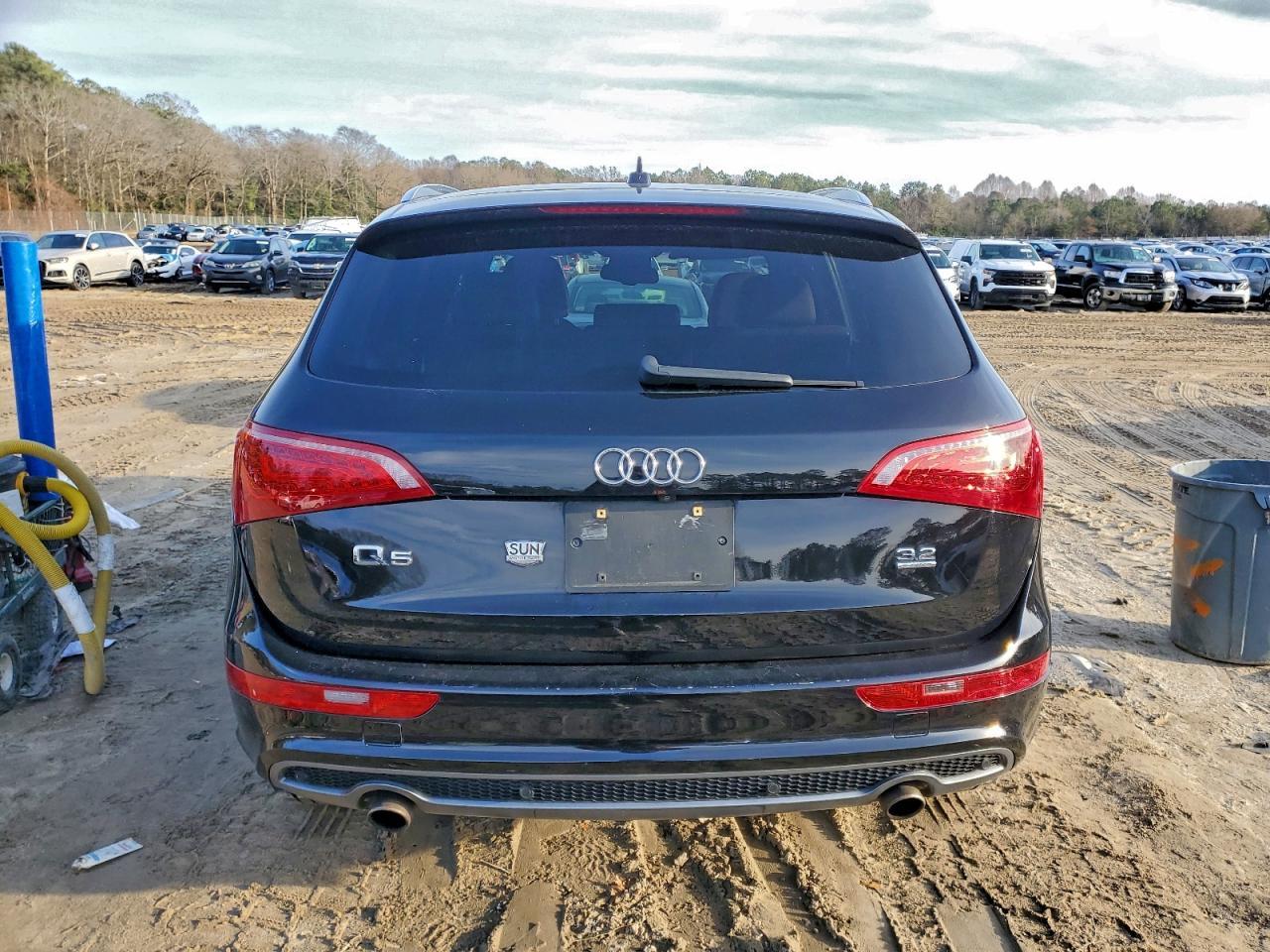 2011 AUDI Q5