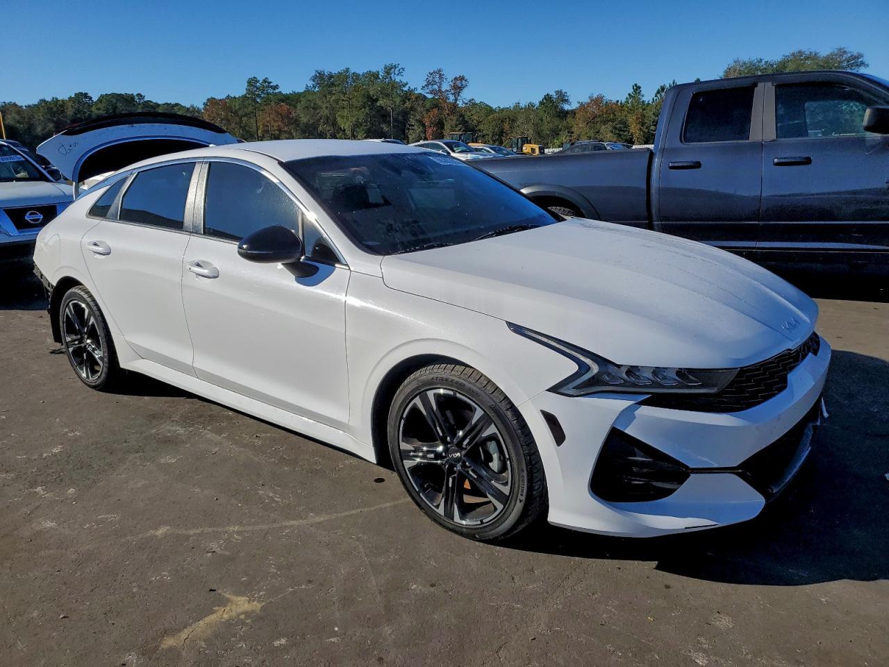 2022 KIA K5