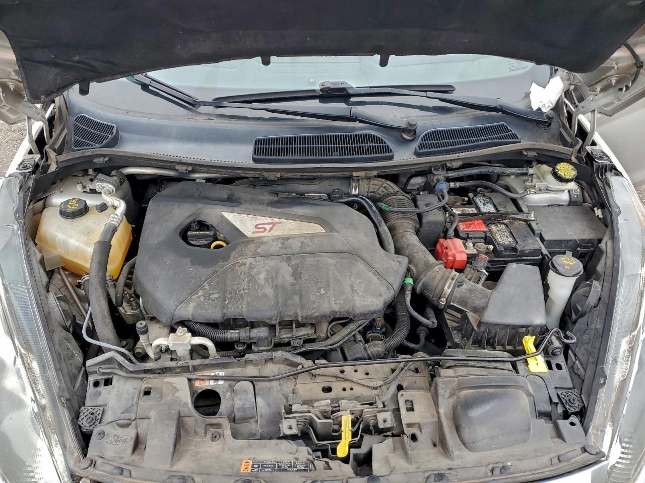 2015 FORD Fiesta