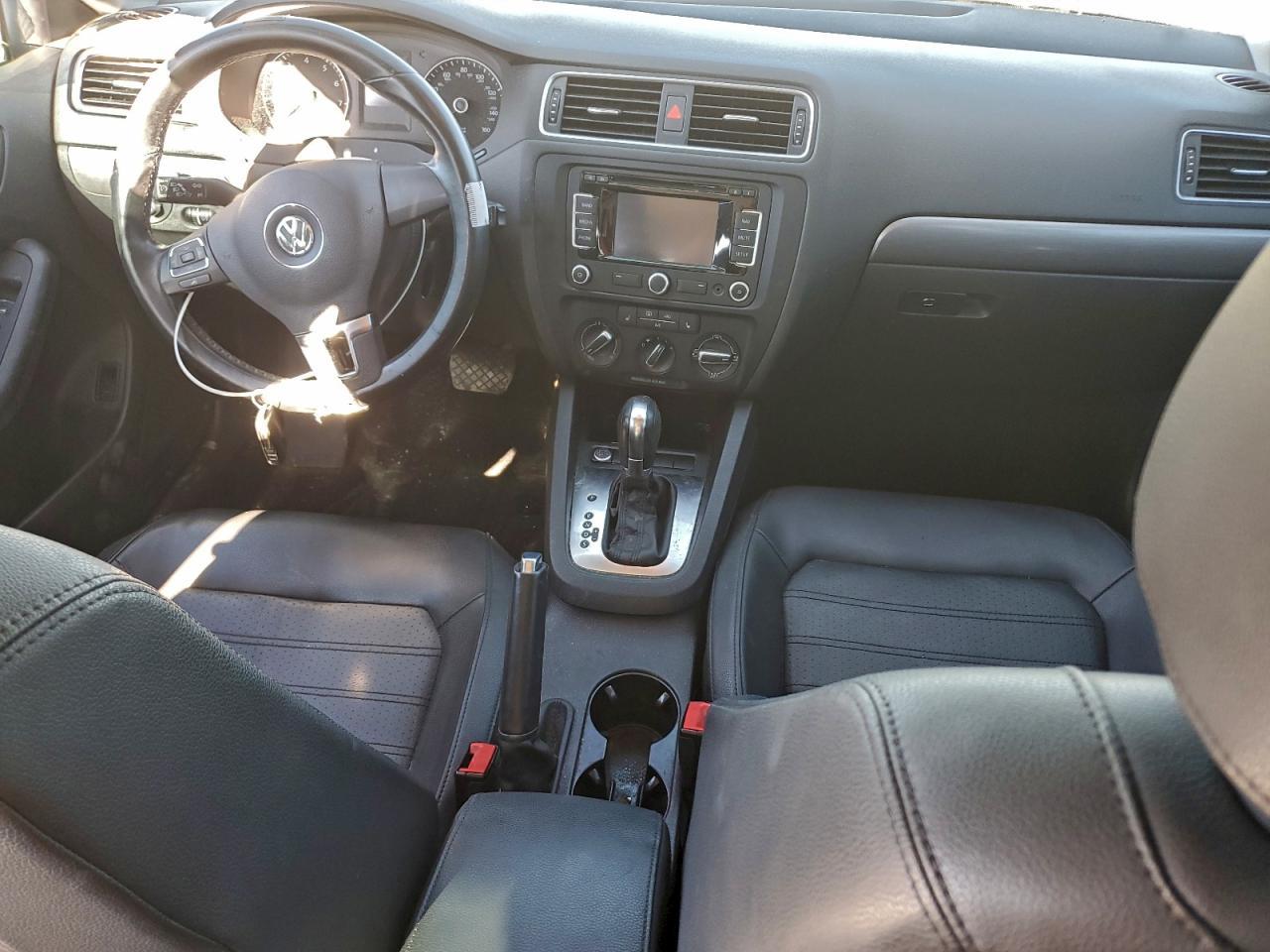 2014 VOLKSWAGEN JETTA