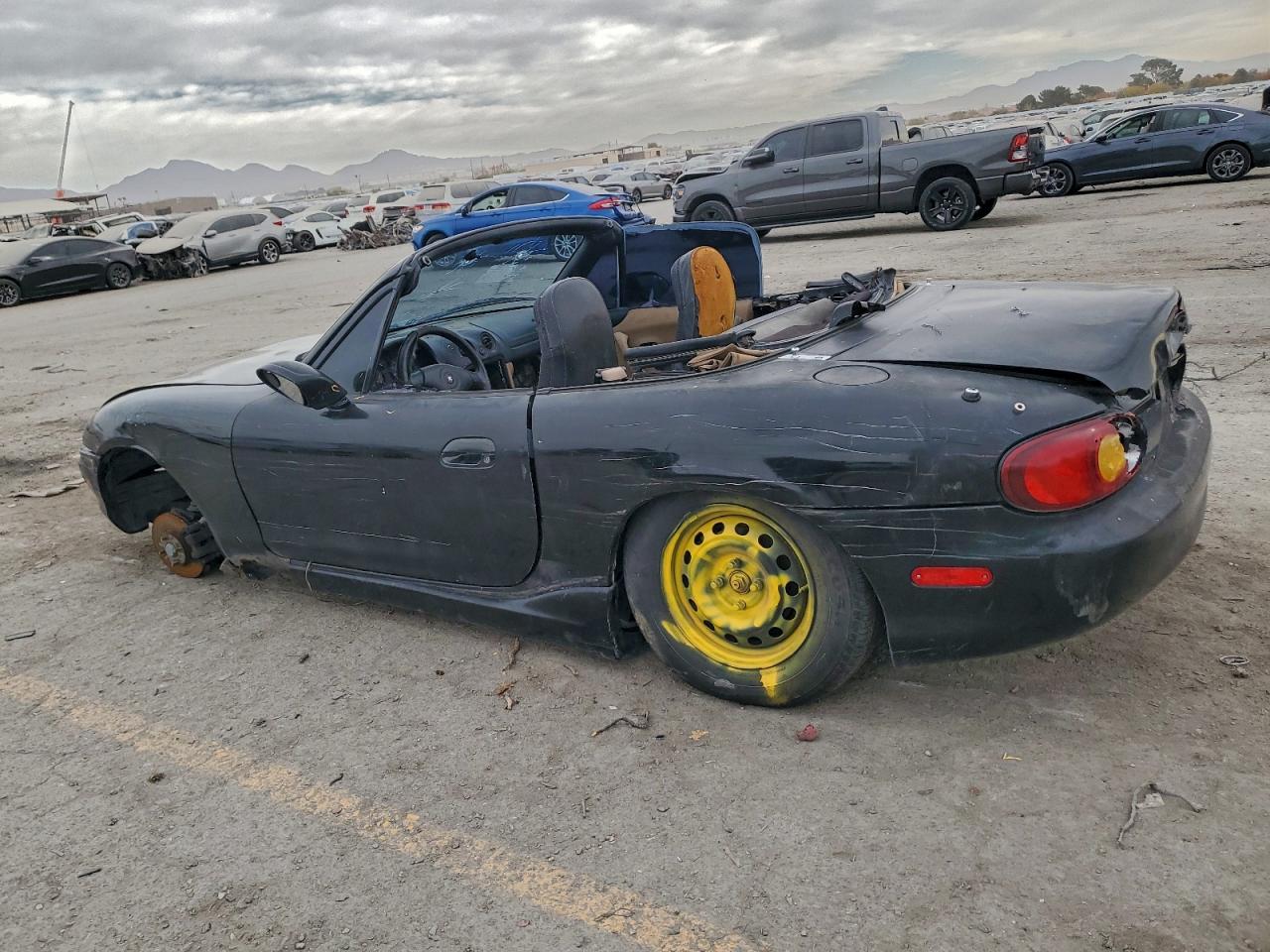 2000 MAZDA MX-5 Miata