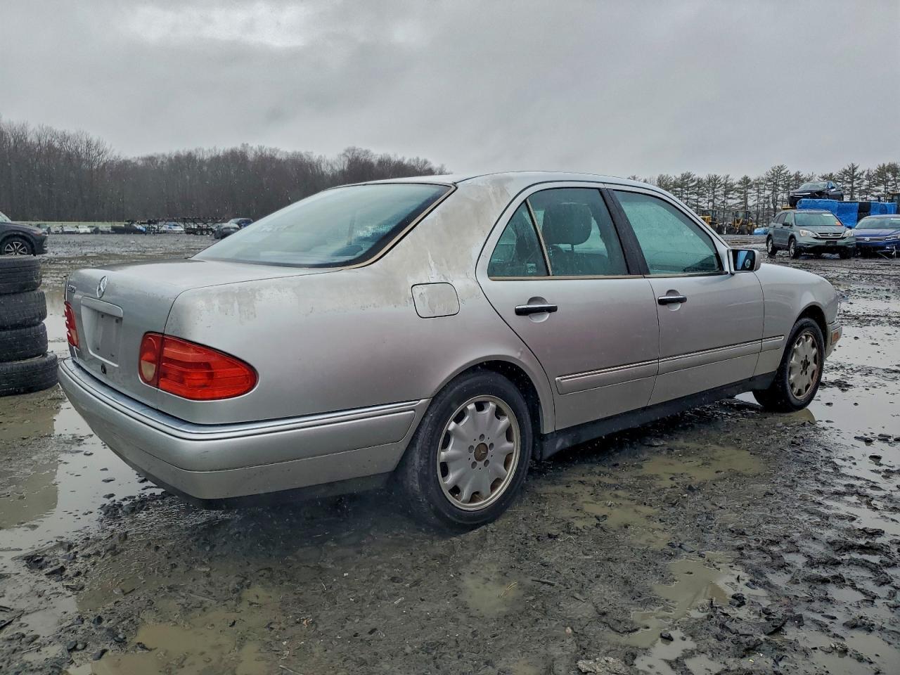 1998 MERCEDES-BENZ E-Class