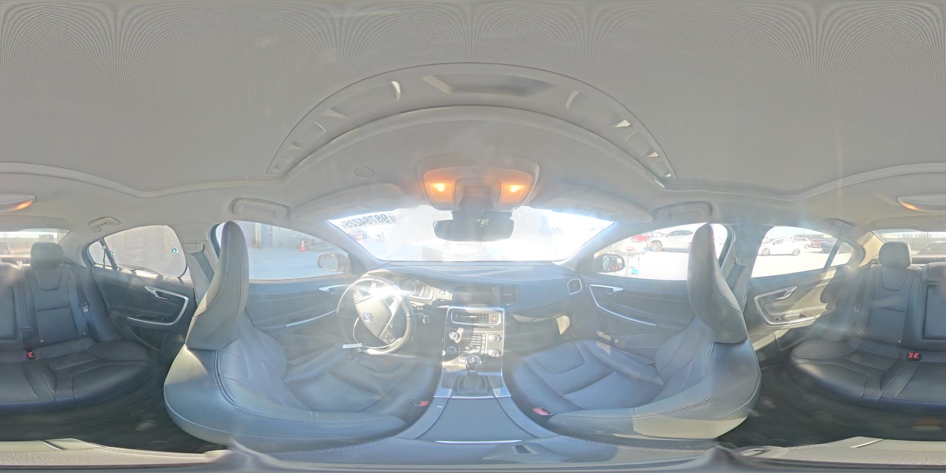2015 VOLVO S60