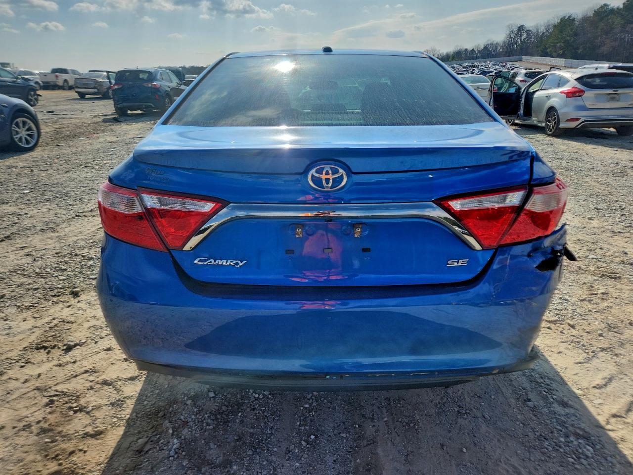 2017 TOYOTA CAMRY