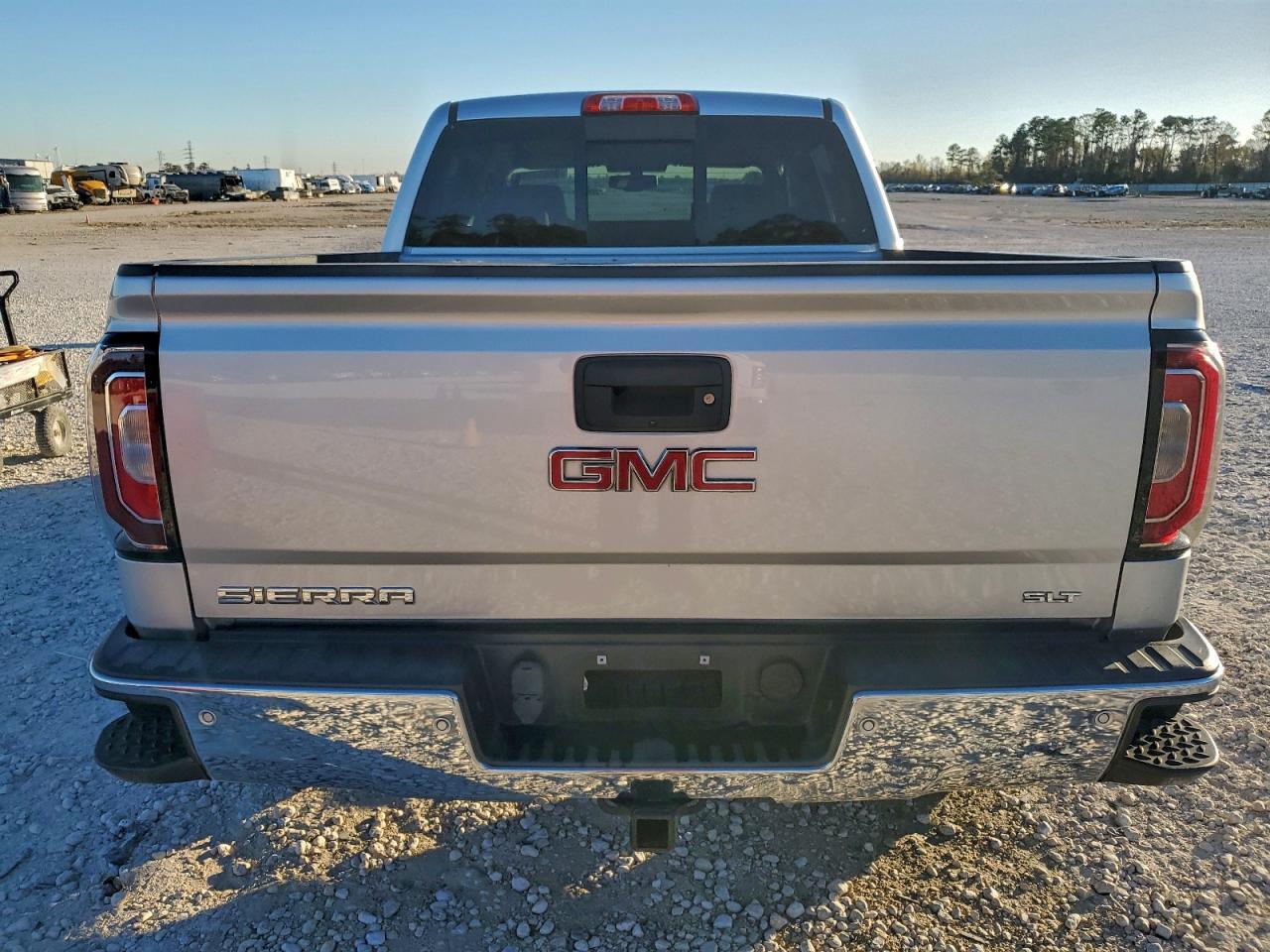 2018 GMC Sierra