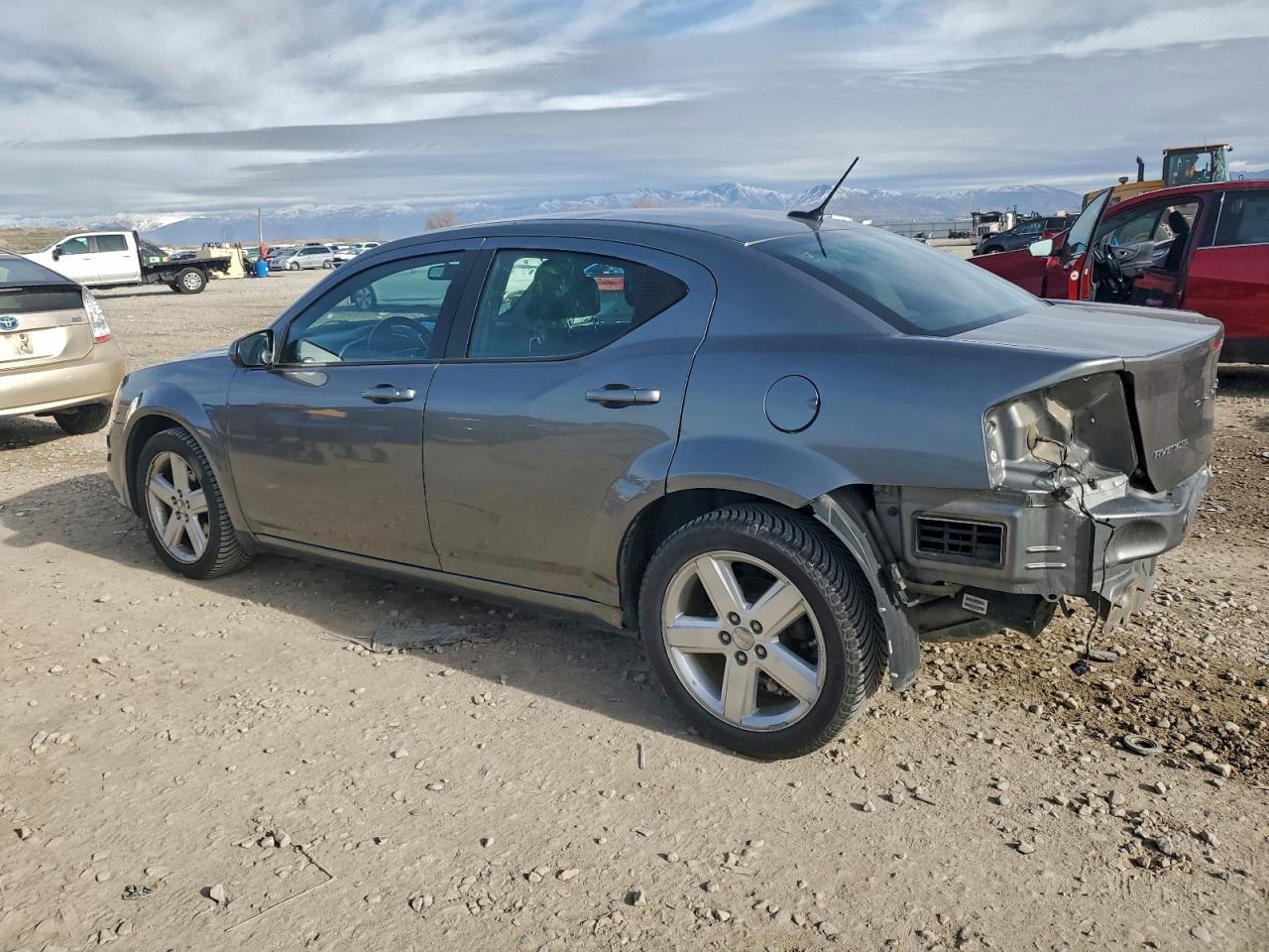 2012 DODGE Avenger