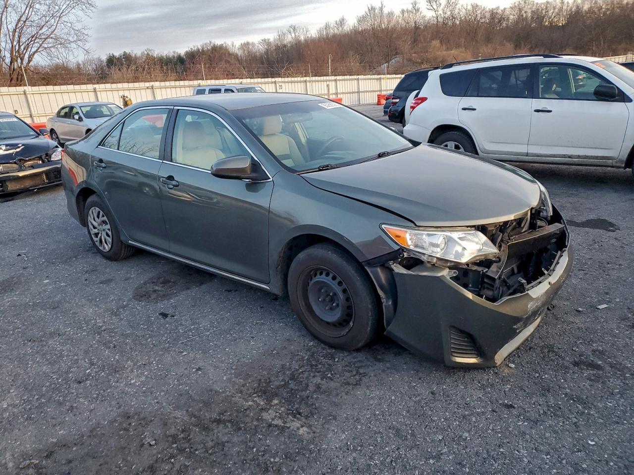 2013 TOYOTA CAMRY