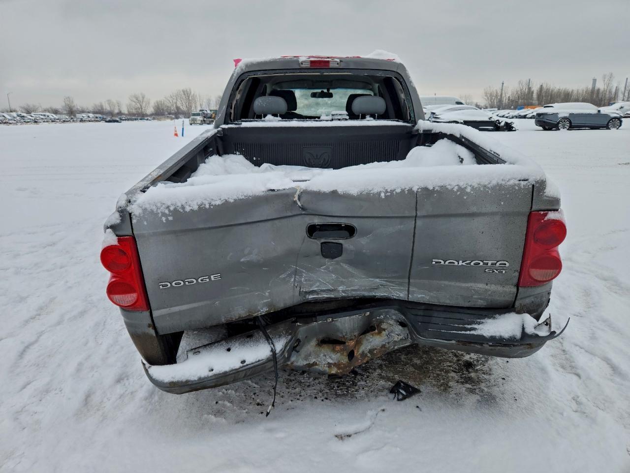 2010 DODGE Dakota