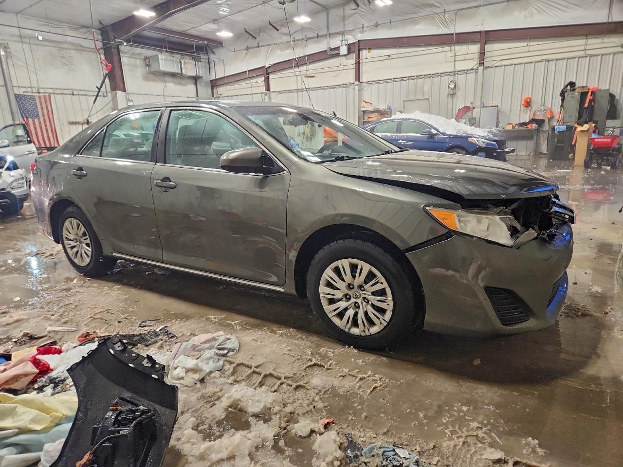 2012 TOYOTA CAMRY