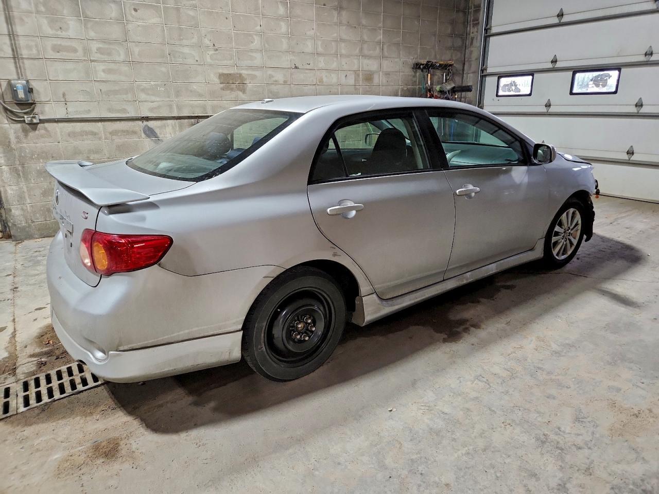 2010 TOYOTA COROLLA