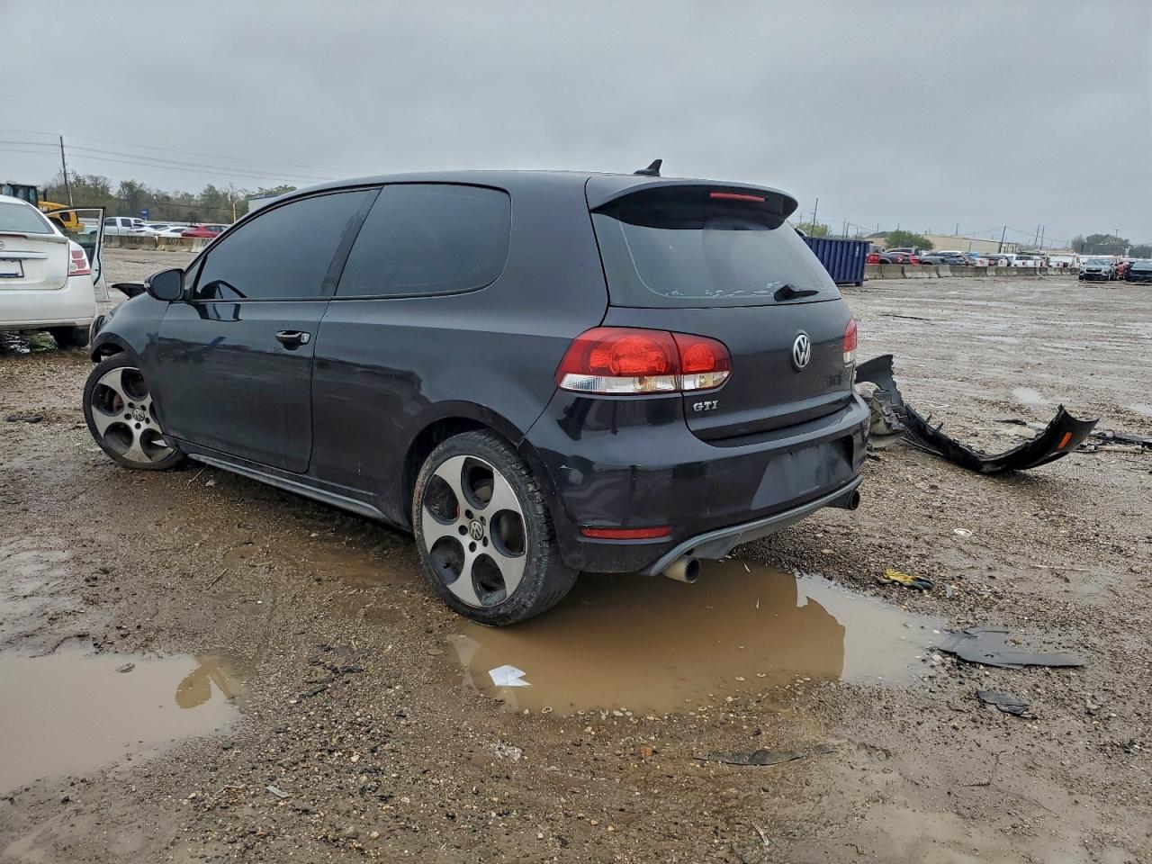 2012 VOLKSWAGEN GTI