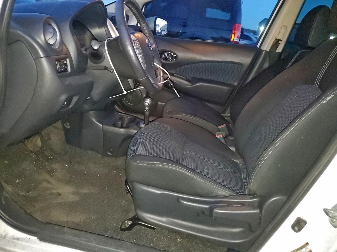 2016 NISSAN Versa Note