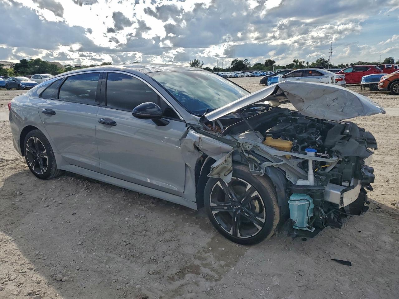 2023 KIA K5
