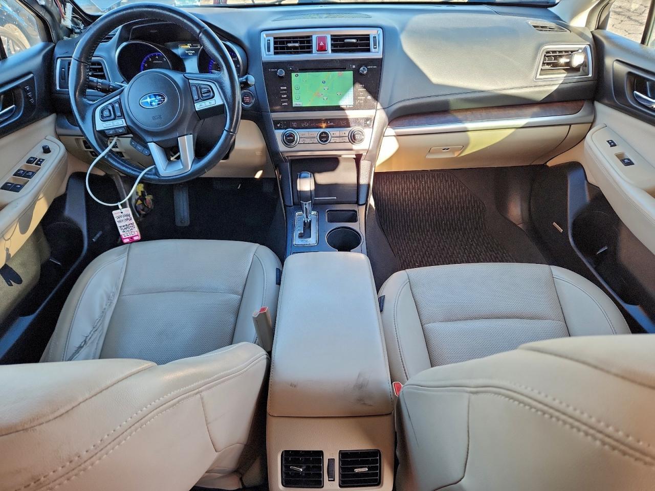 2016 SUBARU Outback