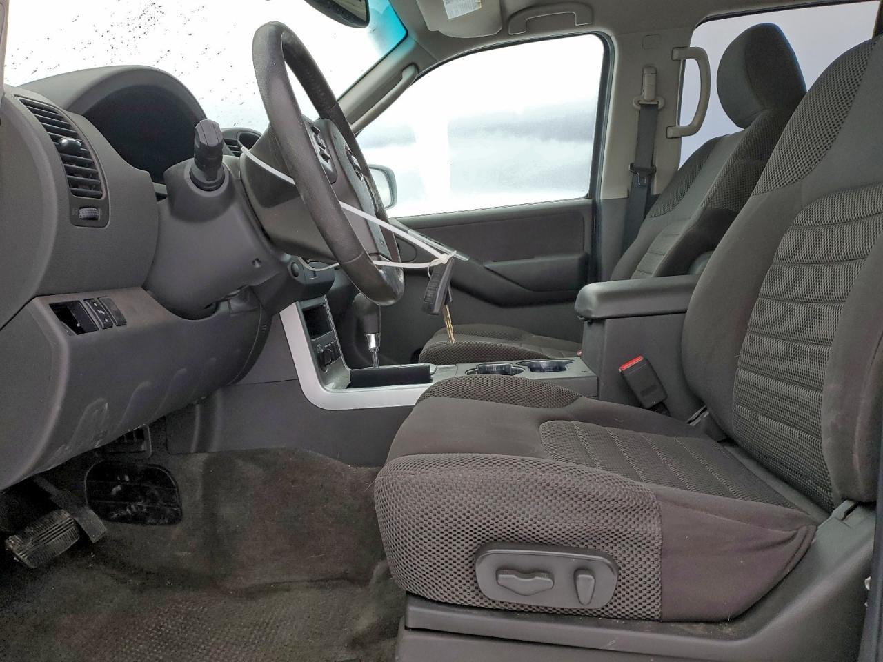 2011 NISSAN PATHFINDER