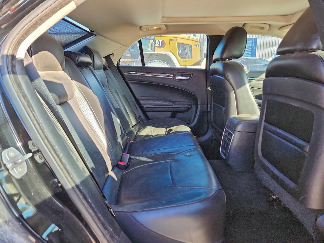 2016 CHRYSLER 300