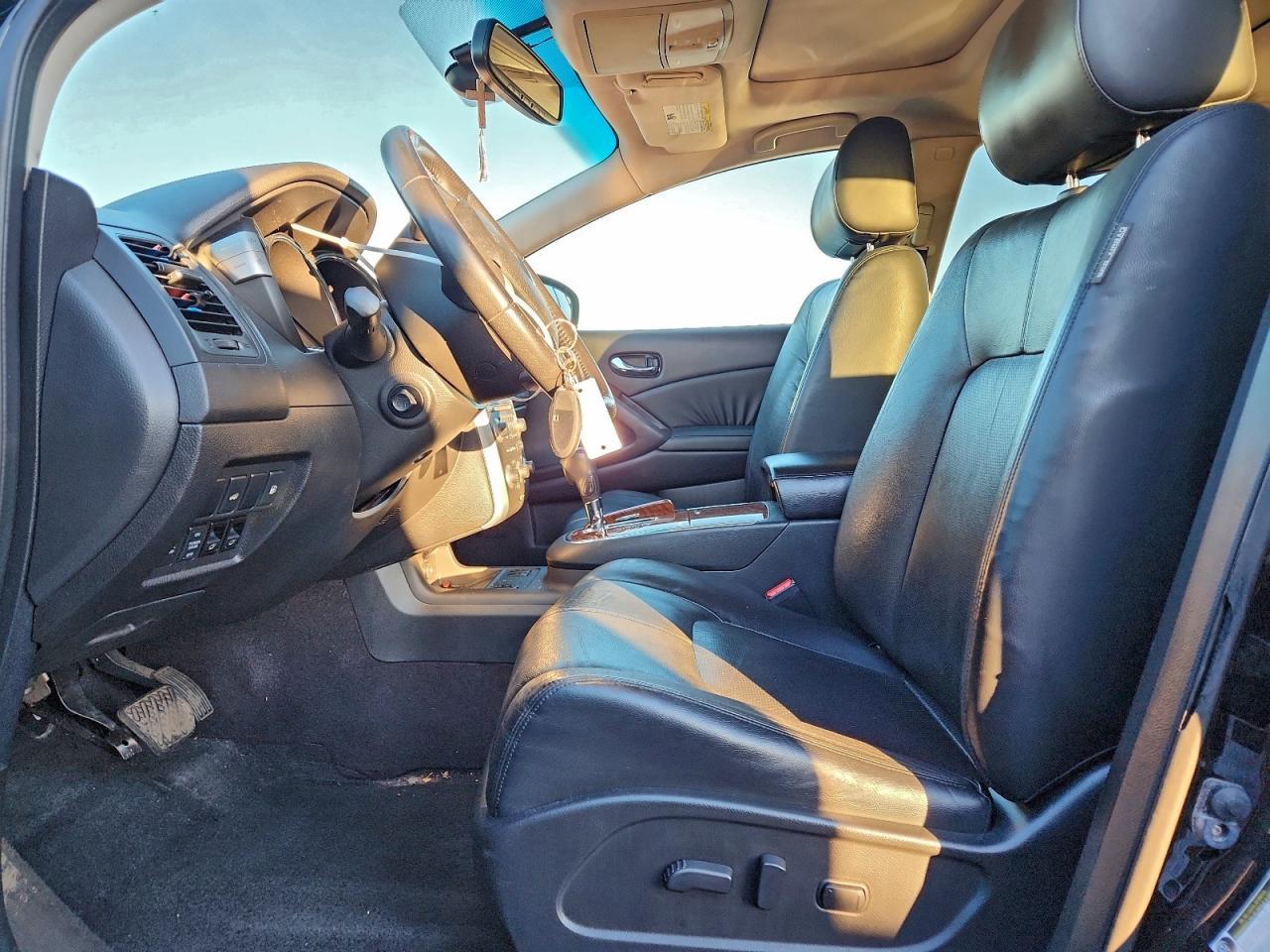 2010 NISSAN MURANO