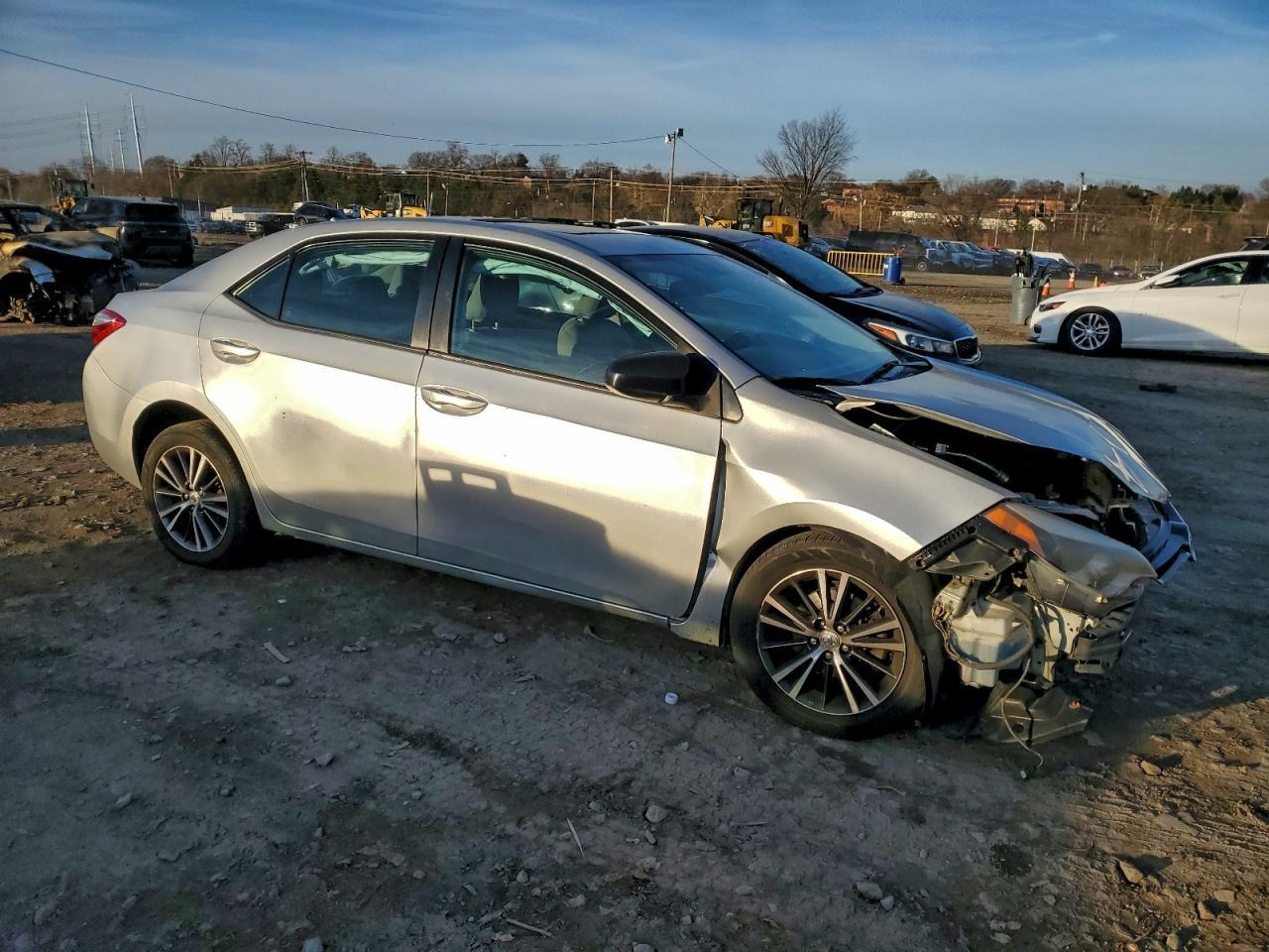 2016 TOYOTA COROLLA