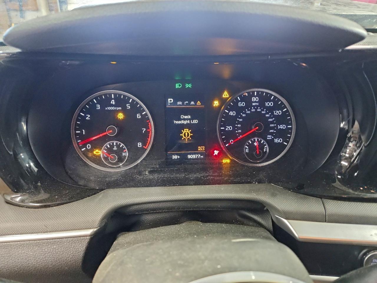2022 KIA K5